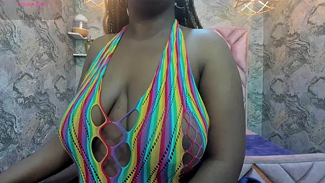 nefertiti ebony online show from 1, 10, 2025