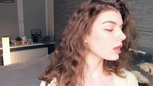 FloraDobb online show from 9, 3, 2025