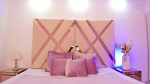 Snapshot of taliarussel chatting on 5, 2, 2025 taliarussel online show from 5, 2, 2025