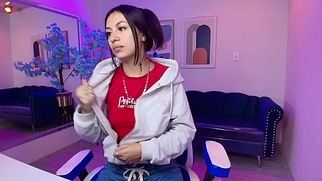 Charlotte ethan online show from 11, 2, 2025