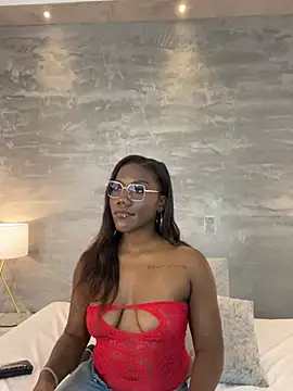 Snapshot of Alaia_Colins chatting on 22, 6, 2026 Alaia Colins online show from 22, 6, 2026