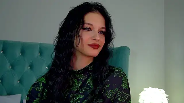 Snapshot of BeverlyMost chatting on 5, 3, 2025 BeverlyMost online show from 5, 3, 2025