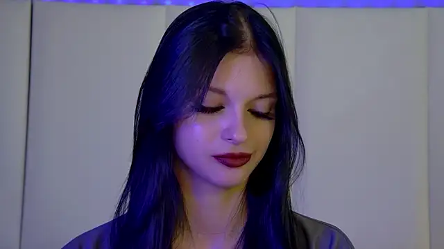 Snapshot of BeverlyMost chatting on 8, 3, 2025 BeverlyMost online show from 8, 3, 2025