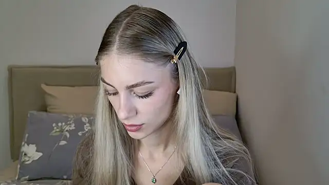 Snapshot of GabriellaOlsen chatting on 14, 10, 2025 GabriellaOlsen online show from 14, 10, 2025