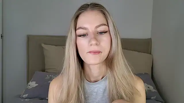 Snapshot of GabriellaOlsen chatting on 17, 10, 2025 GabriellaOlsen online show from 17, 10, 2025