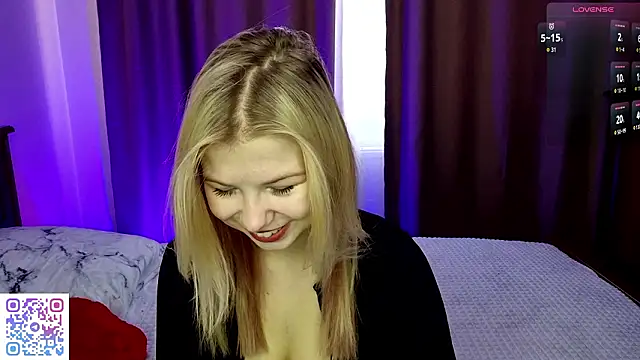 LynetHakes online show from 4, 2, 2026