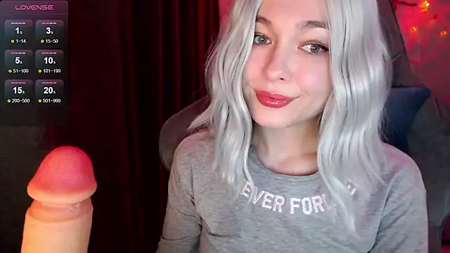 Snapshot of Ohmy_Nora_ chatting on 5, 11, 2025 Ohmy Nora online show from 5, 11, 2025