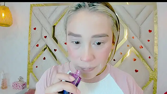 Lannajansen online show from 17, 2, 2025