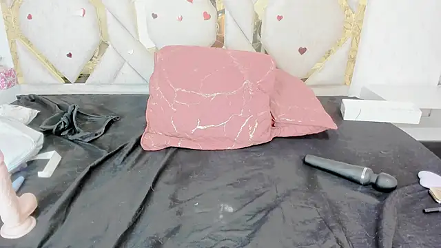 Lannajansen online show from 25, 2, 2025