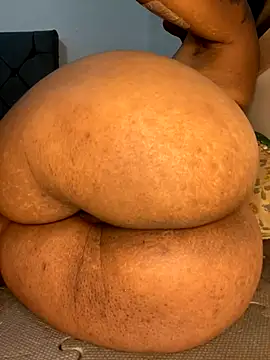 Snapshot of Charlotte_bronxxx chatting on 18, 10, 2025 Charlotte bronxxx online show from 18, 10, 2025