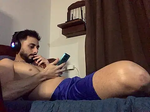 Nooneisthis online show from 5, 3, 2026