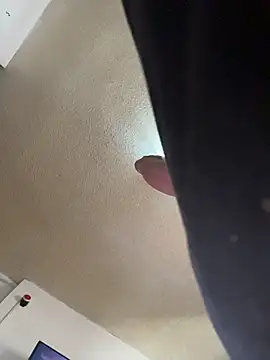 Snapshot of paullliliu chatting on 29, 9, 2025 paullliliu online show from 29, 9, 2025