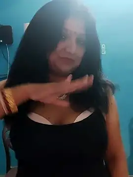 horny lizia online show from 4, 4, 2026