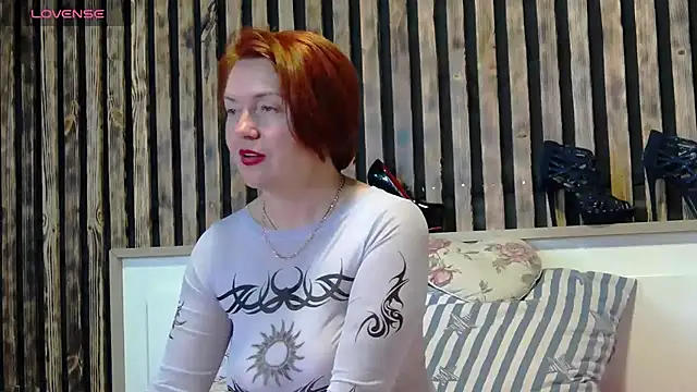 Snapshot of Alis_Lovi chatting on 30, 10, 2025 Alis Lovi online show from 30, 10, 2025