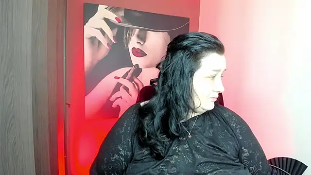 Snapshot of QueenOfHaze chatting on 22, 7, 2026 QueenOfHaze online show from 22, 7, 2026