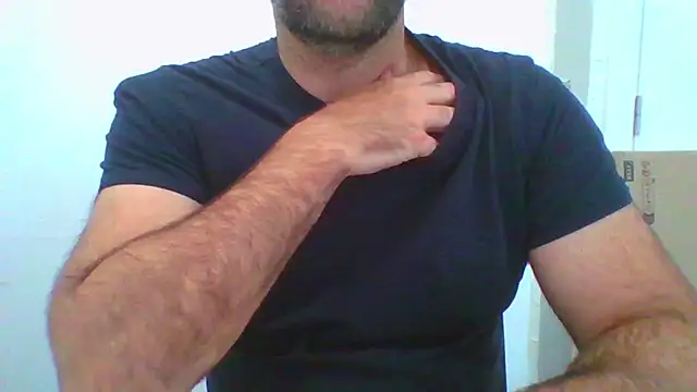 Snapshot of _tuga_man_ chatting on 4, 11, 2025 tuga man online show from 4, 11, 2025