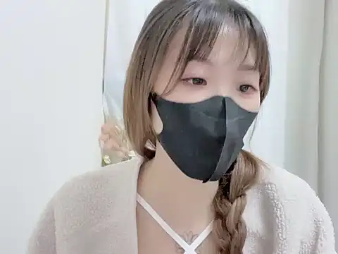 Chu1314 online show from 8, 3, 2025