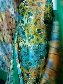 Snapshot of laxmitelugu78 chatting on 8, 3, 2025 laxmitelugu78 online show from 8, 3, 2025