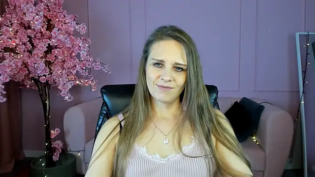 EmiliaBedy online show from 24, 2, 2025