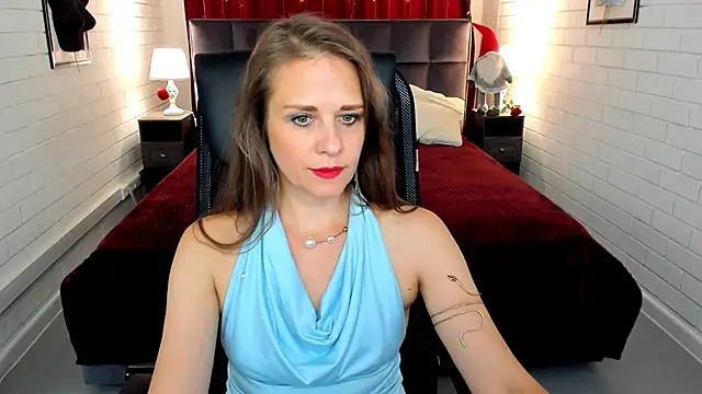 Snapshot of EmiliaBedy chatting on 1, 7, 2026 EmiliaBedy online show from 1, 7, 2026