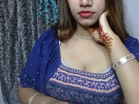 Snapshot of Fab_Suhani chatting on 4, 11, 2025 Fab Suhani online show from 4, 11, 2025