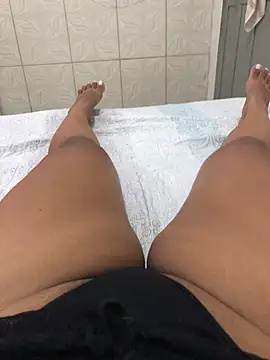 Snapshot of indiazinha69_ chatting on 20, 5, 2026 indiazinha69 online show from 20, 5, 2026