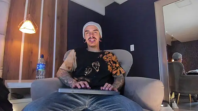 Snapshot of kaletattoo chatting on 9, 7, 2026 kaletattoo online show from 9, 7, 2026