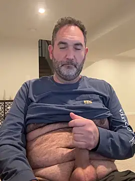 Snapshot of harrychest chatting on 2, 4, 2026 harrychest online show from 2, 4, 2026