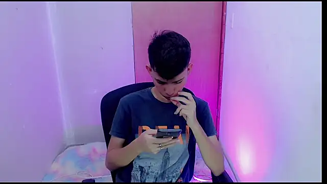 Alexxx lov online show from 8, 2, 2025