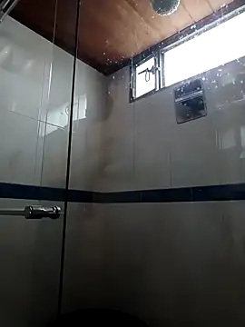 Vale Saenzz online show from 18, 3, 2025