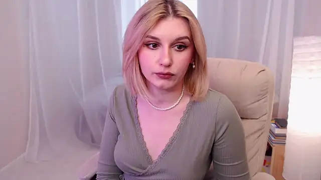 Snapshot of Freya_Celestial chatting on 11, 2, 2025 Freya Celestial online show from 11, 2, 2025