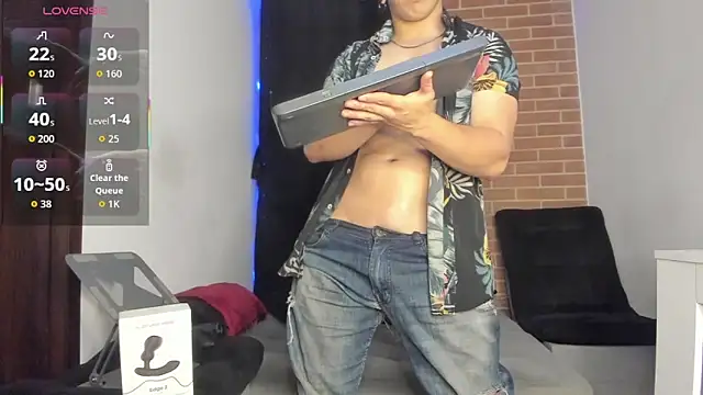 Snapshot of DavidX_X21_Strip chatting on 20, 2, 2026 DavidX X21 Strip online show from 20, 2, 2026