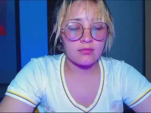 Snapshot of Hinako0Satorii_ chatting on 22, 3, 2025 Hinako0Satorii online show from 22, 3, 2025