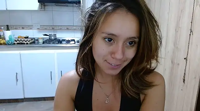 Snapshot of venus11 chatting on 25, 2, 2025 venus11 online show from 25, 2, 2025