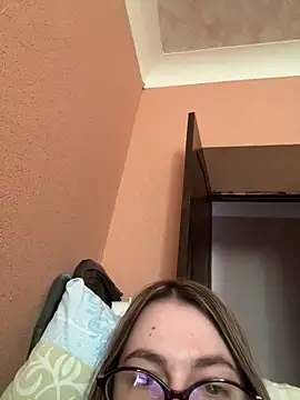 DearAlise online show from 15, 3, 2026