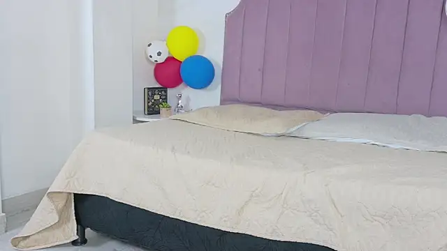 Snapshot of Shanntal_ chatting on 30, 6, 2026 Shanntal online show from 30, 6, 2026