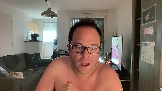 Funnyjul31 online show from 2, 4, 2026