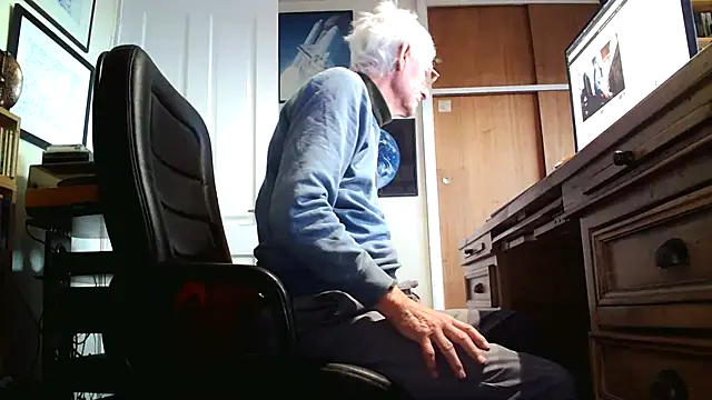 Snapshot of bigears chatting on 25, 2, 2026 bigears online show from 25, 2, 2026