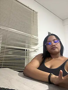 my cam online show from 27, 2, 2025