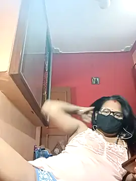 Snapshot of runi31 chatting on 16, 10, 2025 runi31 online show from 16, 10, 2025