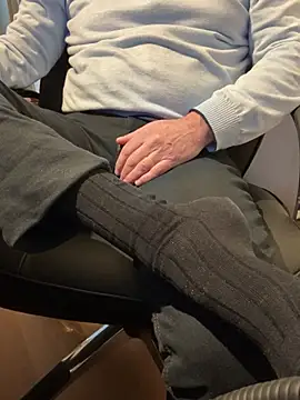 Snapshot of vincent1522 chatting on 2, 2, 2025 vincent1522 online show from 2, 2, 2025