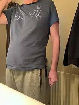 Snapshot of vincent1522 chatting on 15, 2, 2025 vincent1522 online show from 15, 2, 2025