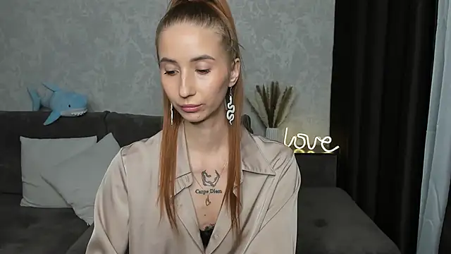 Snapshot of MelisaHart chatting on 5, 3, 2025 MelisaHart online show from 5, 3, 2025