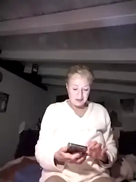 divinaerotica online show from 3, 12, 2025