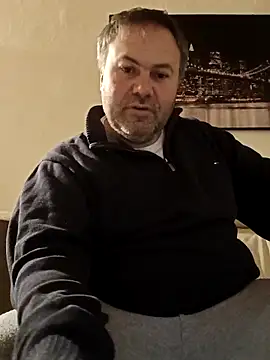 Snapshot of Pourleplasirs chatting on 17, 3, 2025 Pourleplasirs online show from 17, 3, 2025