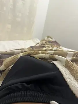 Snapshot of jhonnes_ chatting on 24, 2, 2025 jhonnes online show from 24, 2, 2025