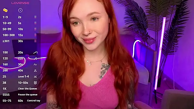 Snapshot of Maya_Light chatting on 15, 11, 2025 Maya Light online show from 15, 11, 2025