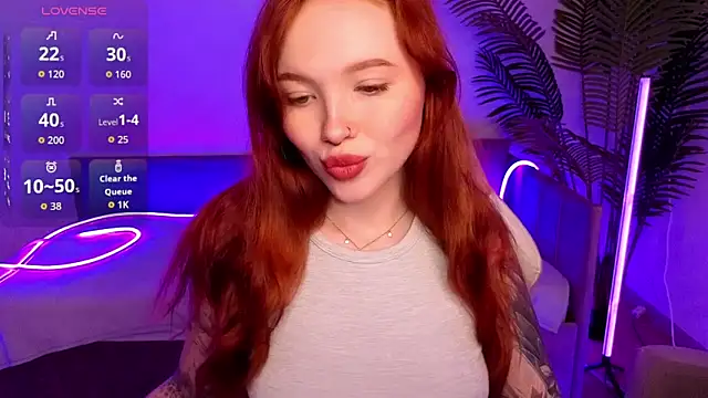 Snapshot of Maya_Light chatting on 22, 11, 2025 Maya Light online show from 22, 11, 2025