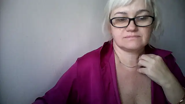 Mayya4321 online show from 5, 10, 2025