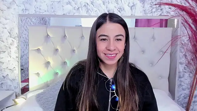 Ariana greenblat online show from 7, 10, 2025